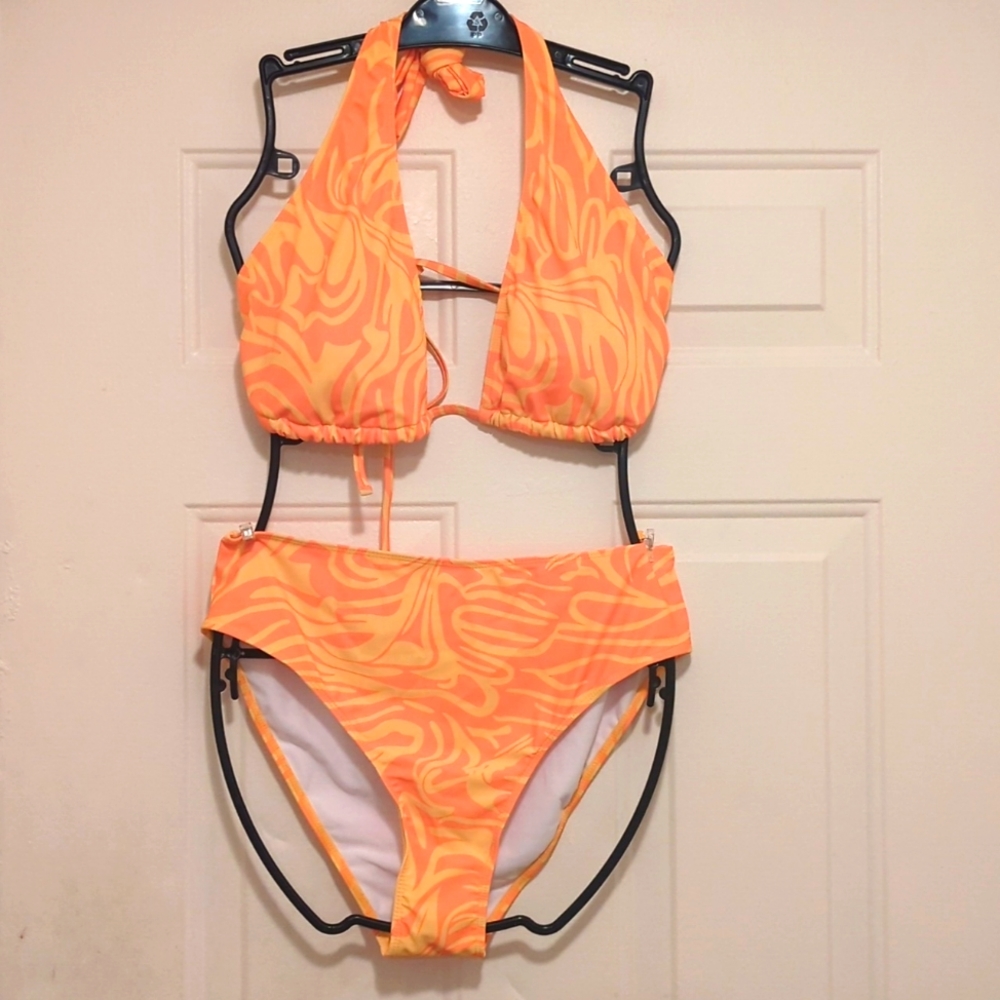 NWOT 3piece bikini set - Picture 4 of 4